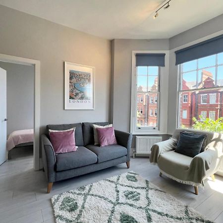 2 Bedroom Apartment In South Hampstead Londen Buitenkant foto