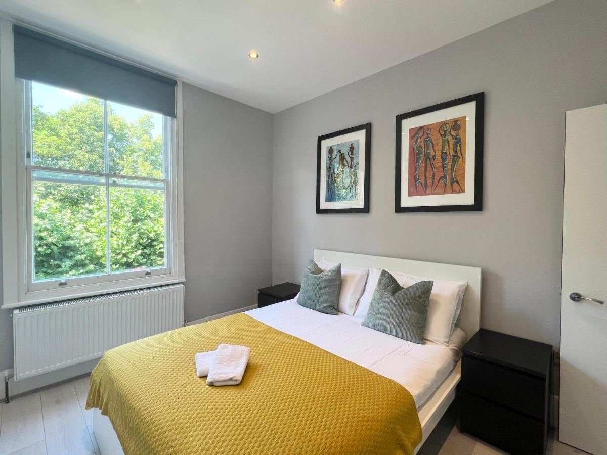 2 Bedroom Apartment In South Hampstead Londen Buitenkant foto