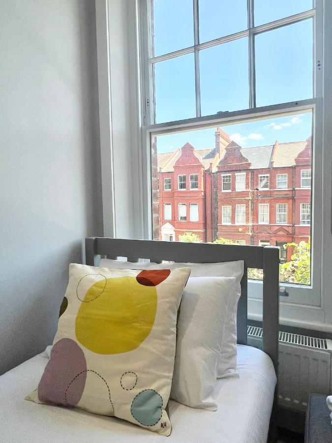 2 Bedroom Apartment In South Hampstead Londen Buitenkant foto