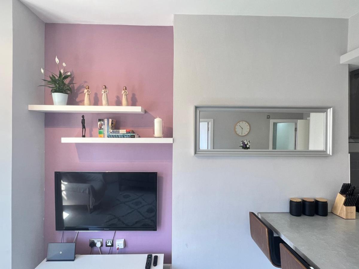 2 Bedroom Apartment In South Hampstead Londen Buitenkant foto